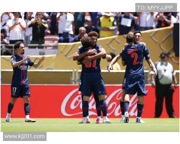 中超热刺逆转巴黎圣日耳曼引发争议判罚全场沸腾的惊心动魄之战