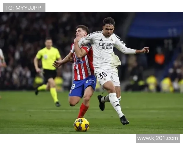 尤文图斯大胜马竞四球狂潮神扑引发争议判罚热议