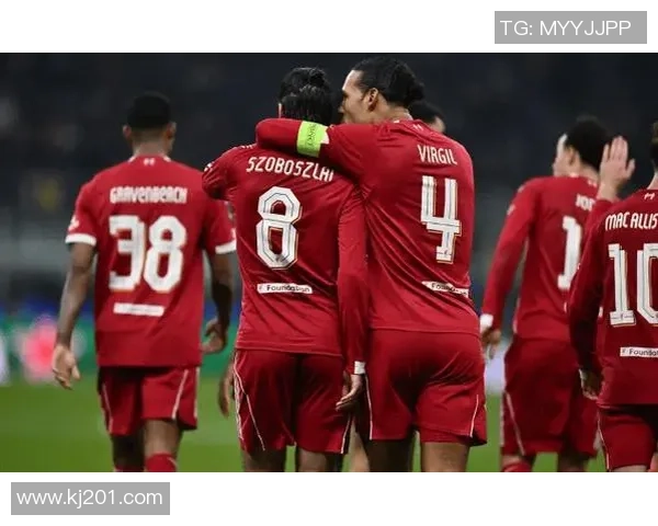 意甲激战：利物浦逆转里昂点球大战点燃全场激情