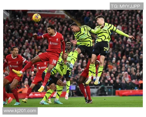 足总杯激战阿森纳大胜本菲卡红牌争议引发全场热议