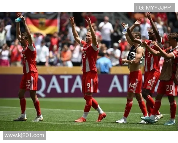 德甲精彩对决巴萨凭乌龙球险胜热刺全场沸腾集锦回顾