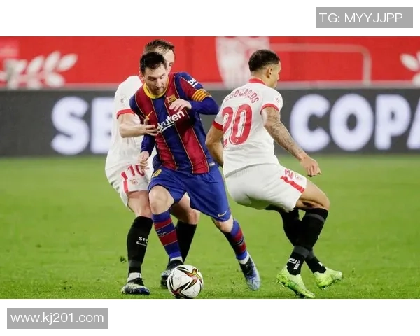 国王杯曼城大胜里昂红牌事件引发全场热议战术分析揭秘