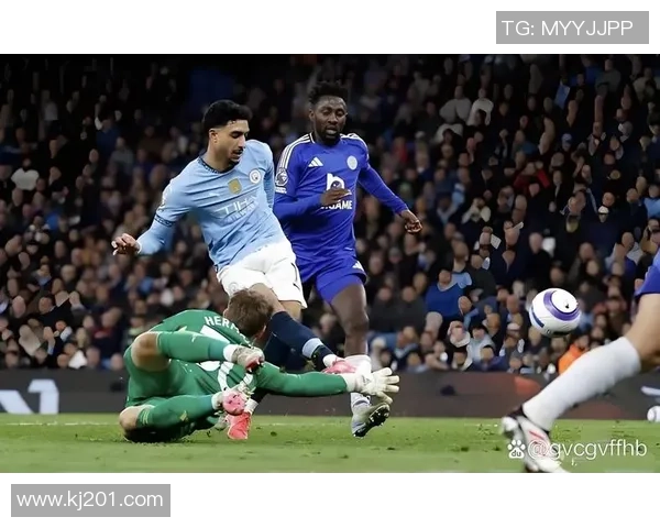 国王杯激战AC米兰与尤文图斯战成平局逆转瞬间点燃全场激情