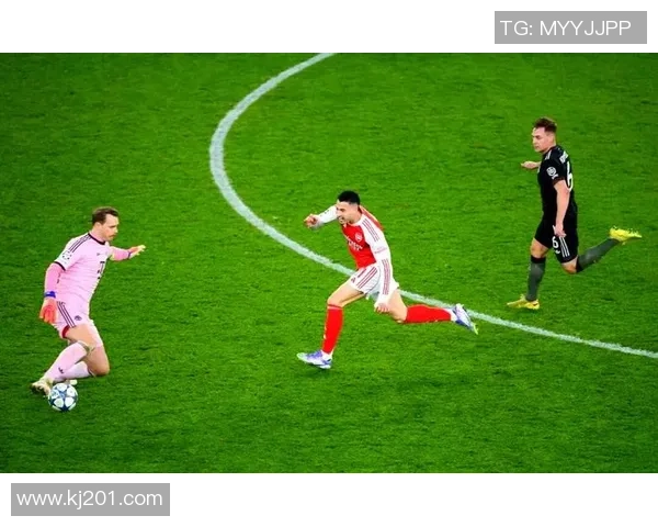 阿森纳战胜拜仁的关键战术分析与全场精彩瞬间回顾